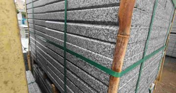 四平芝麻白楼梯踏步室外