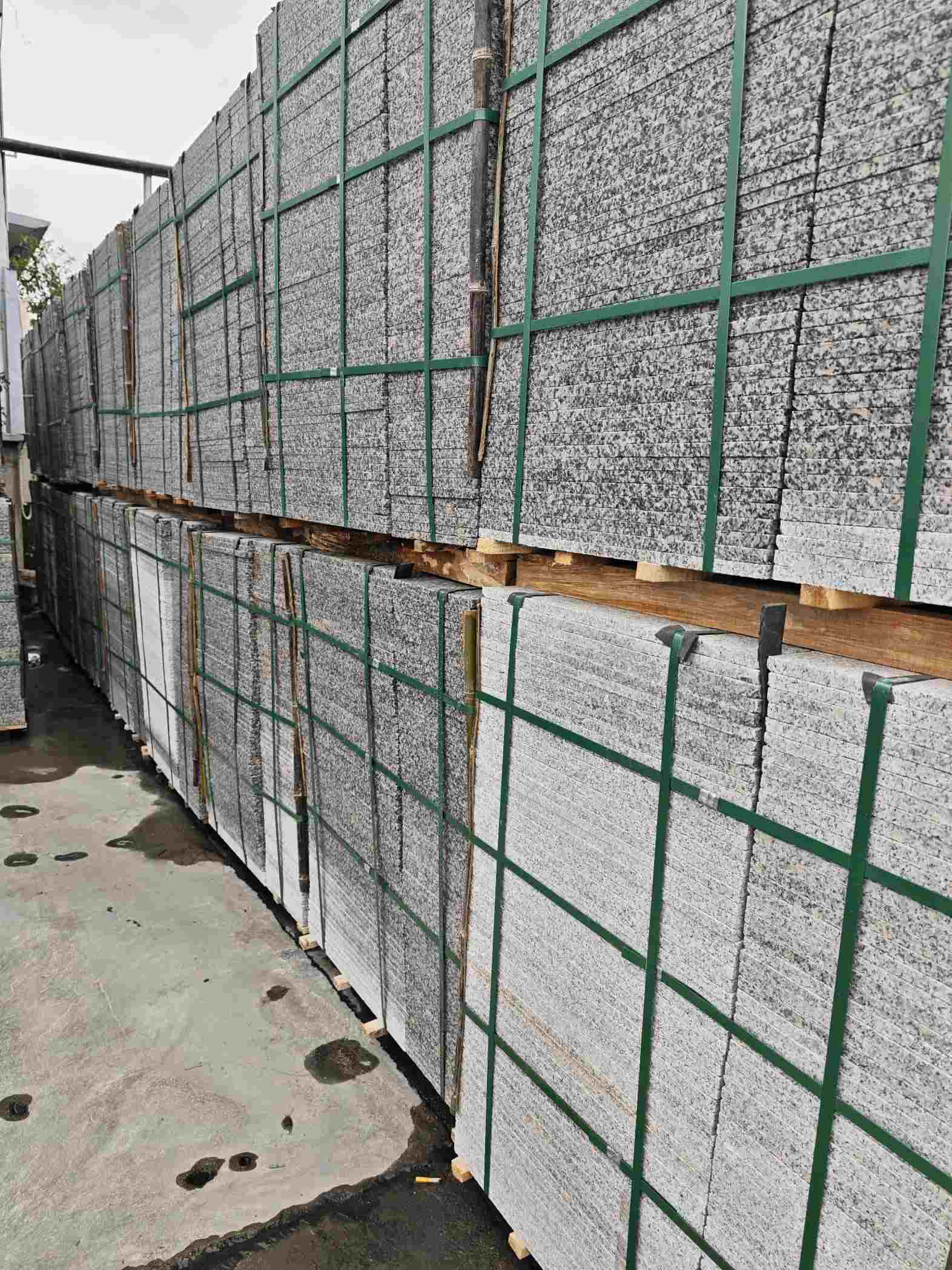 四平芙蓉白地铺石，石材地铺石